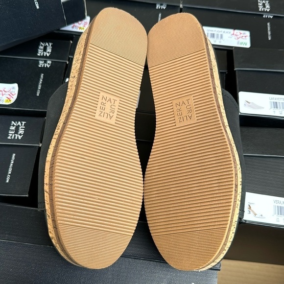 Naturalizer Kristin Slide Sandal - Picture 3 of 7